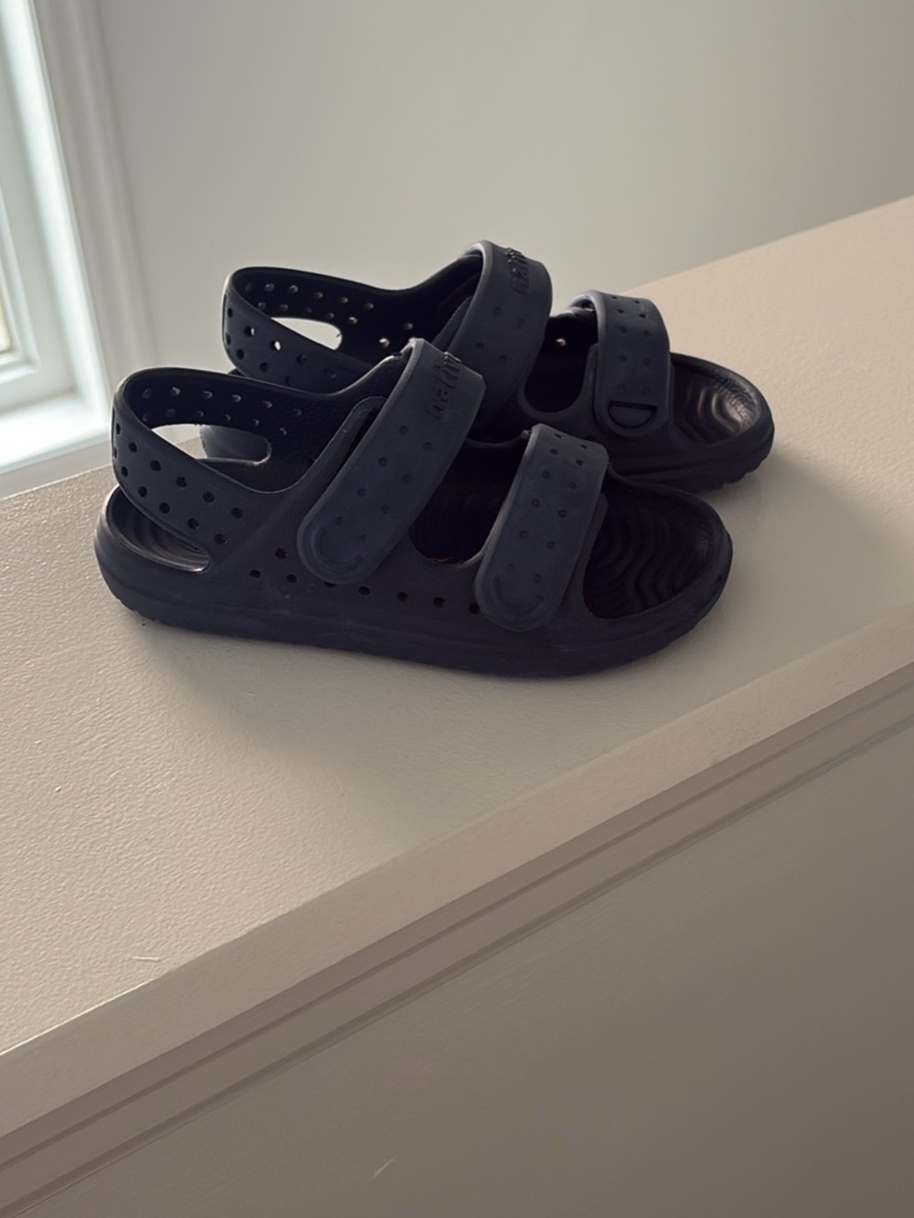 Native sandals c10